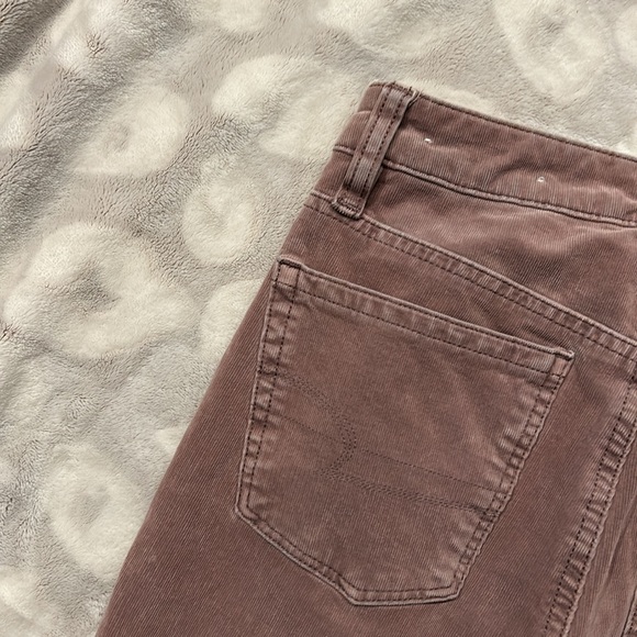 American Eagle Hi Rise Crop Flare Corduroy Jeans Dusty Pink Size 00 Short - Picture 9 of 13